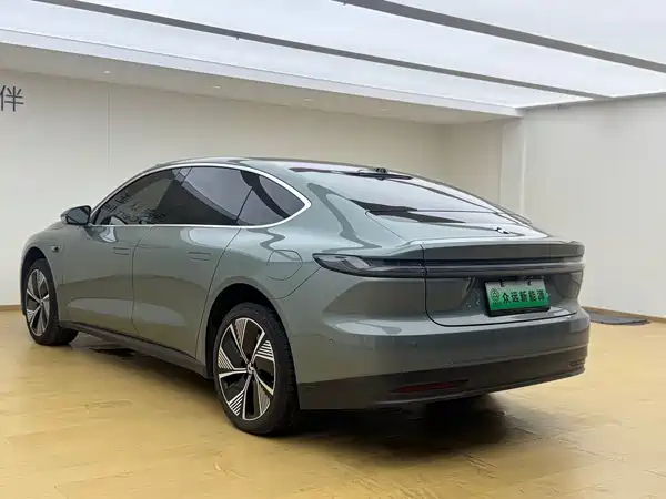 NIO ET7 2023
