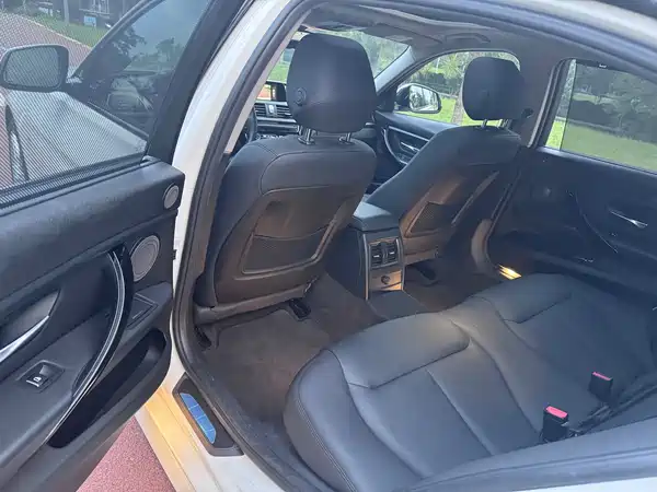 BMW 3 Series 2017