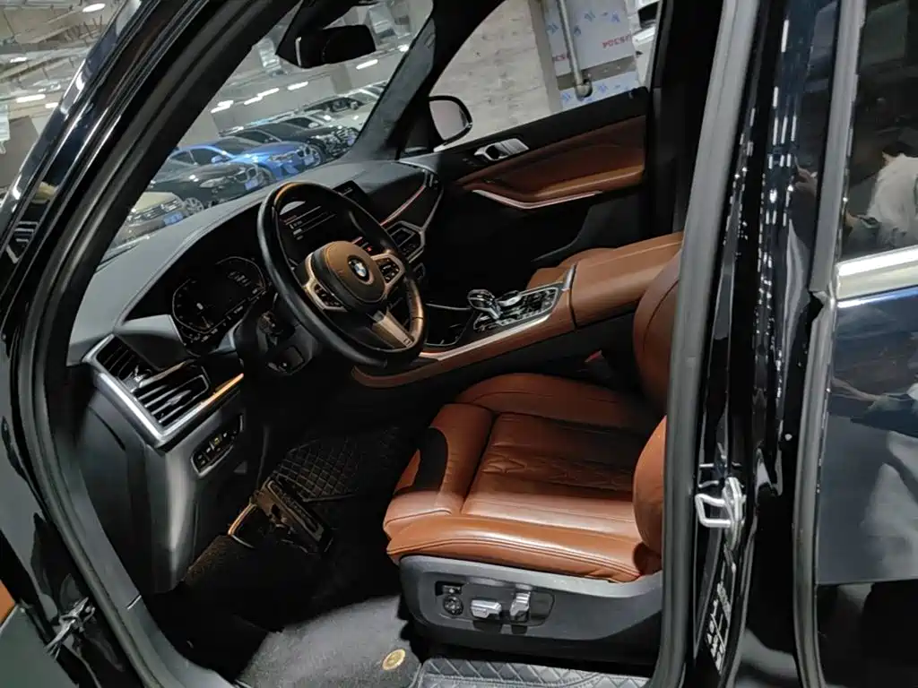 BMW X7 2022 — фото 15