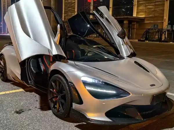 McLaren 720S 2017