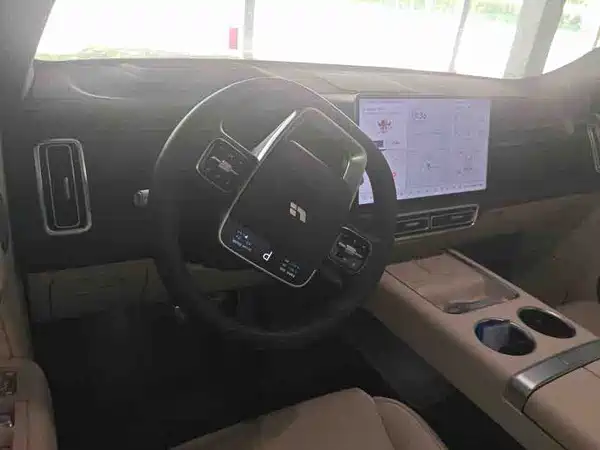 Li Auto L7 2025