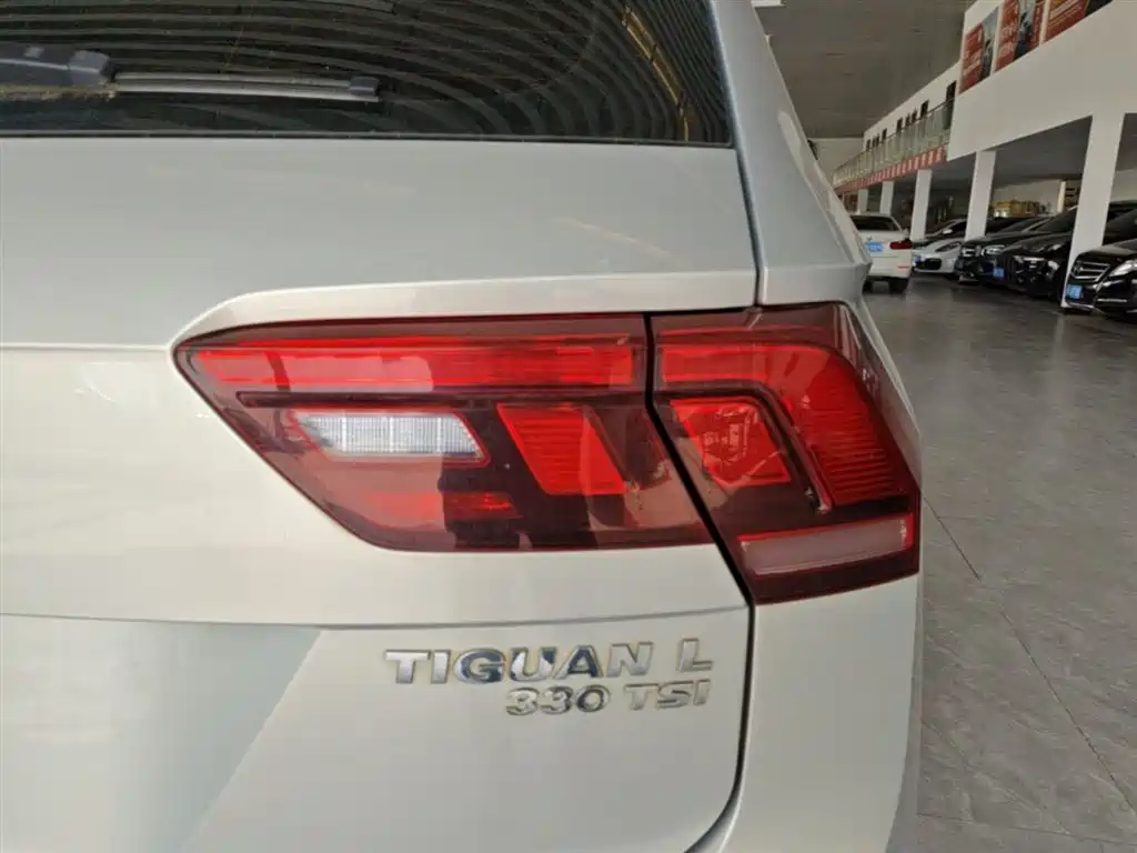 Volkswagen Tiguan L 2019 — фото 8
