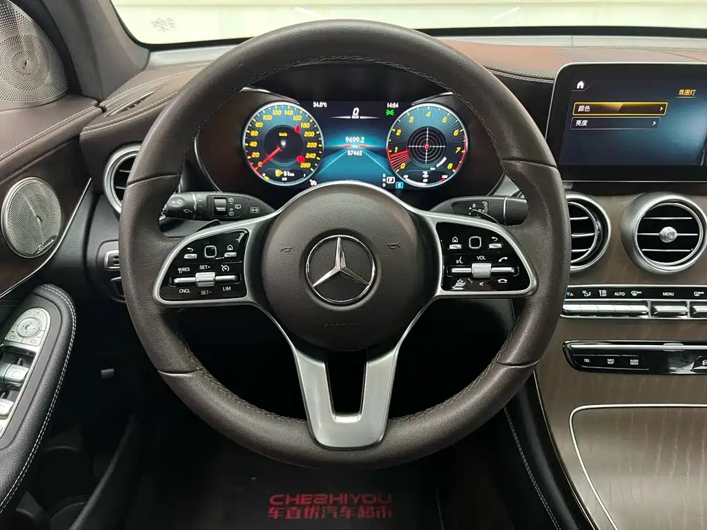 Mercedes-Benz GLC 2020 — фото 14