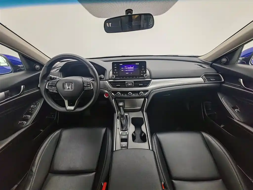 Honda Accord 2019 — фото 5
