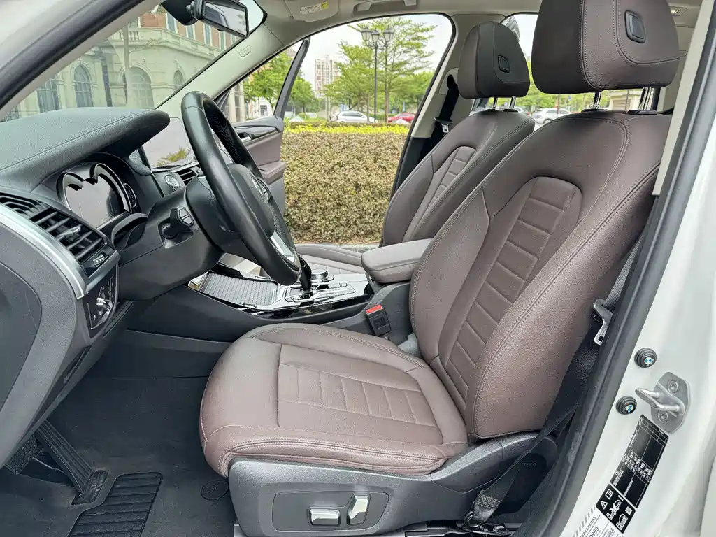 BMW X3 2019 — фото 10