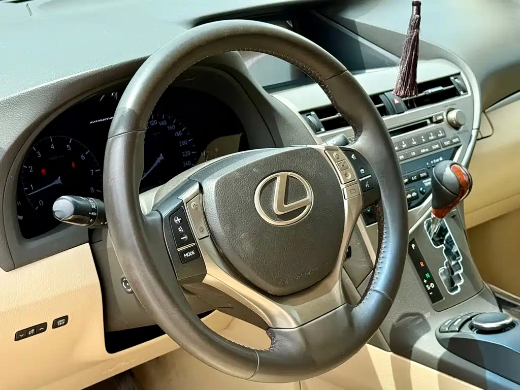 Lexus RX Classic 2015 — фото 9