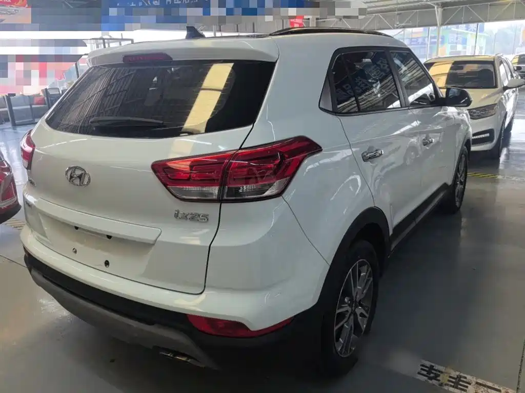 Hyundai ix25 2019 — фото 15