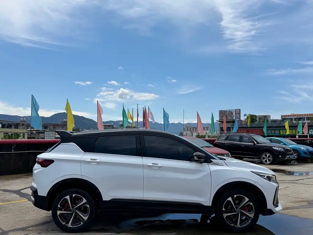Geely Binyue 2023