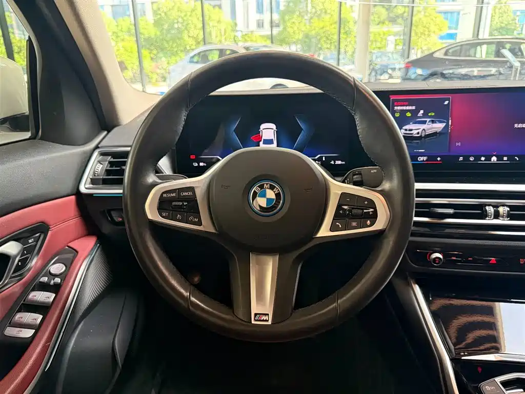 BMW i3 2024 — фото 10