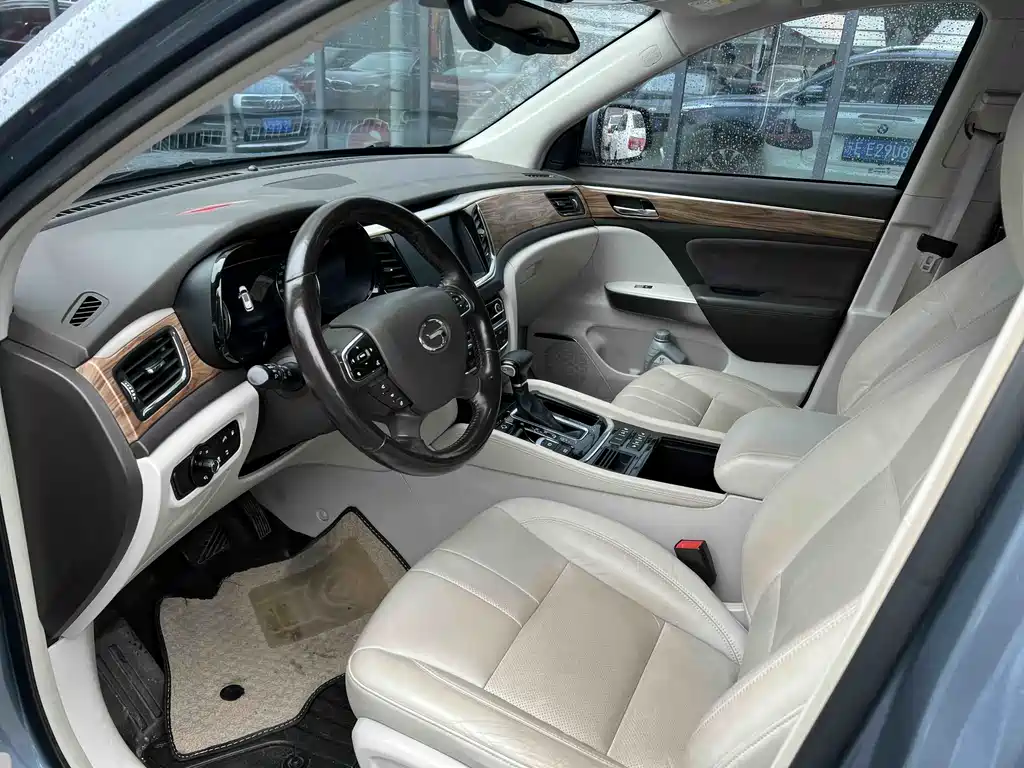 GAC Motor Trumpchi GS8 2018 — фото 5
