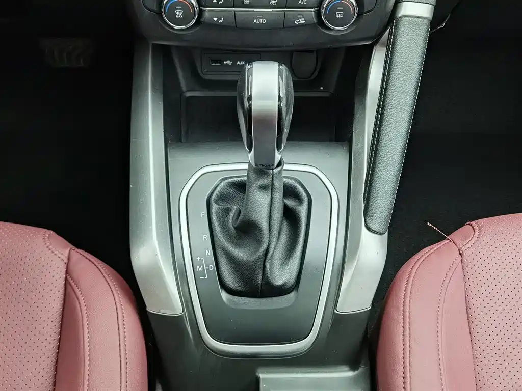 Renault Kadjar 2017 — фото 13