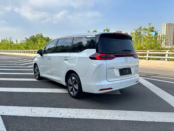 GAC Trumpchi M6 2023