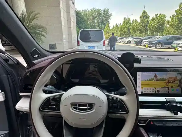Geely Xingyue L 2021