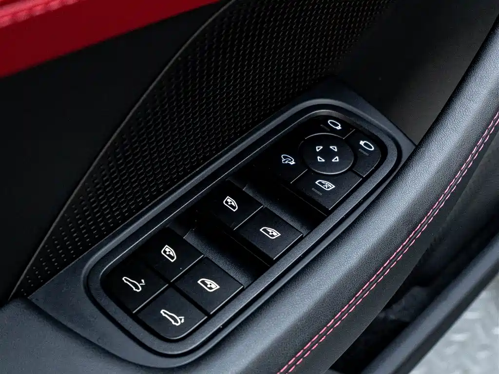 Porsche Panamera 2024 — фото 19