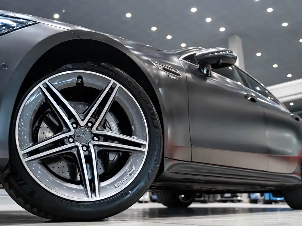 Mercedes-Benz AMG GT 2023 — фото 8