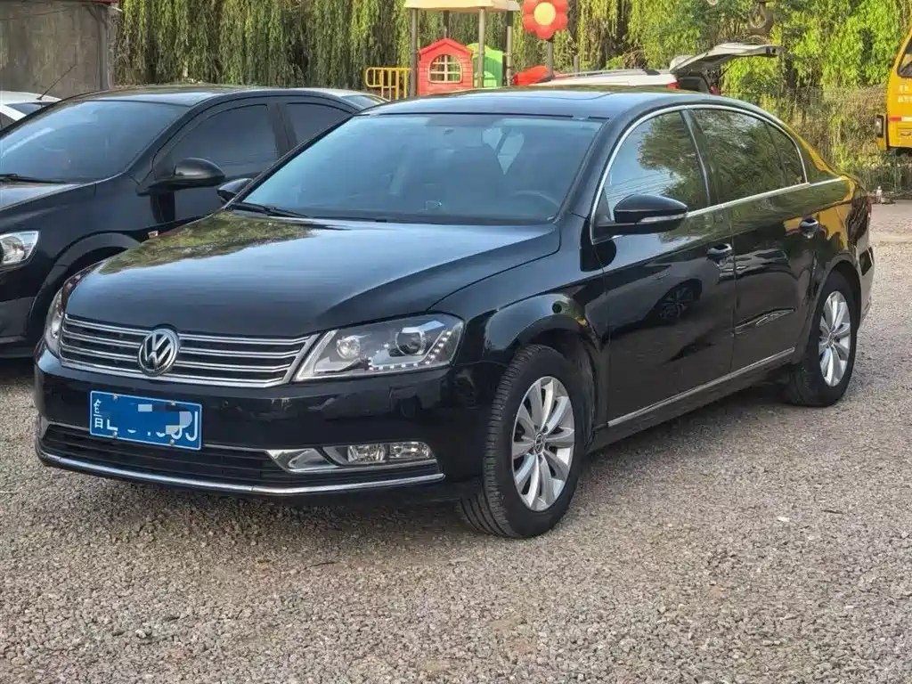 Volkswagen Magotan 2015 — фото 1
