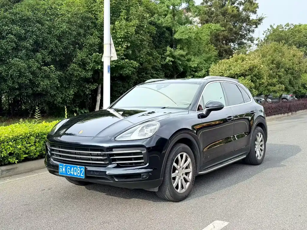 Porsche Cayenne 2019 — фото 1