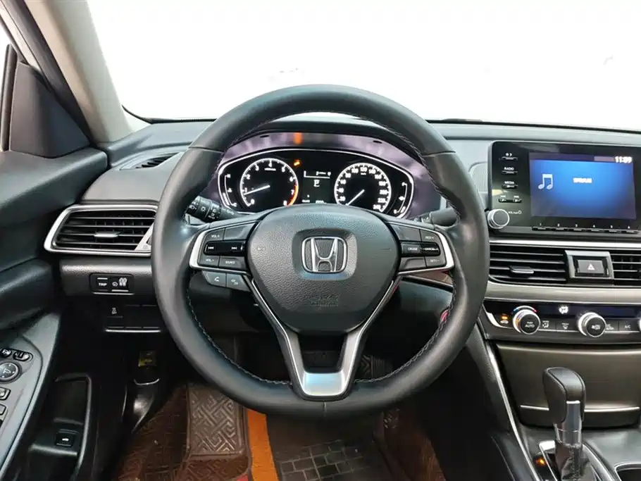 Honda Accord 2021 — фото 15