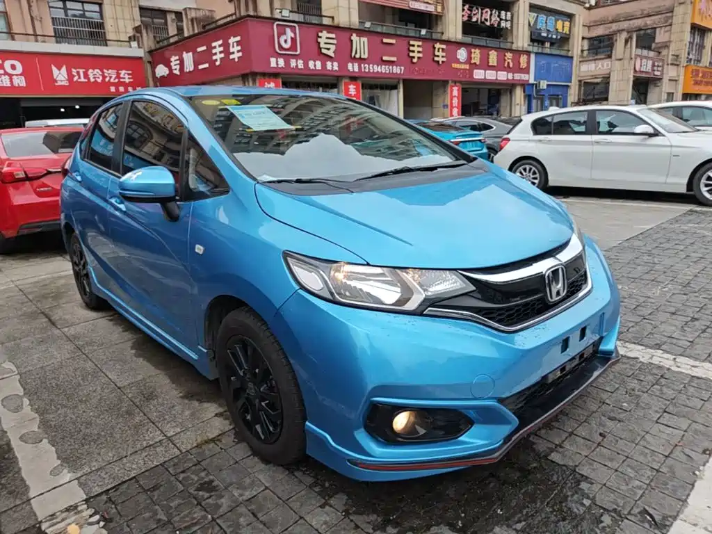 Honda Fit 2018 — фото 4