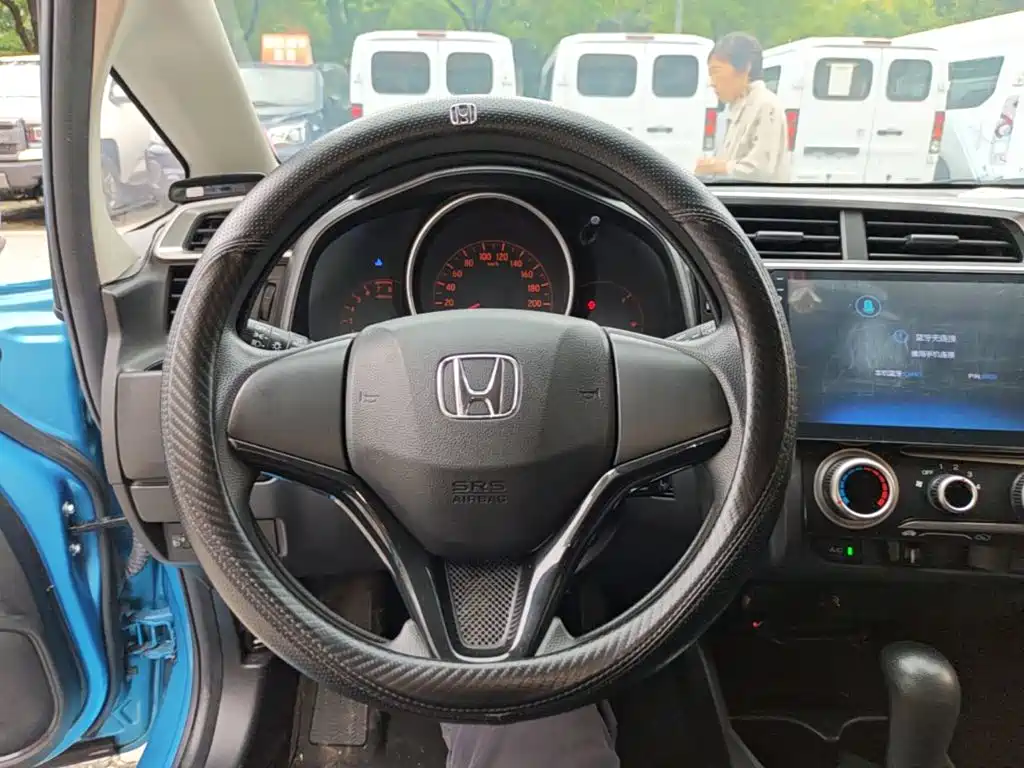 Honda Fit 2018 — фото 11