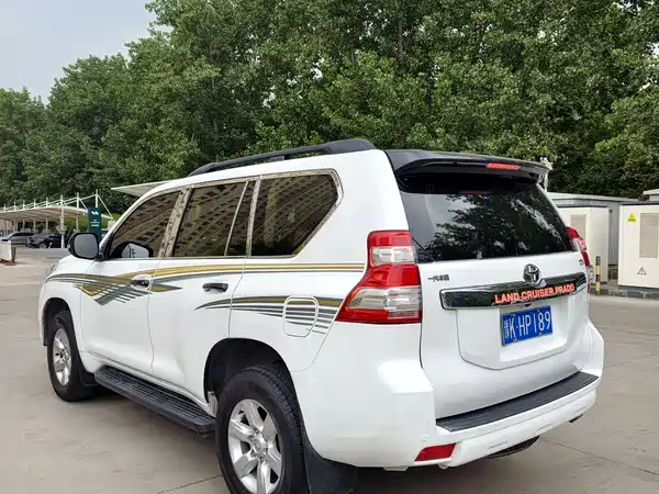 Toyota Prado 2016