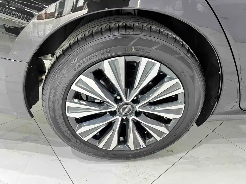 Nissan Teana 2023 — фото 20