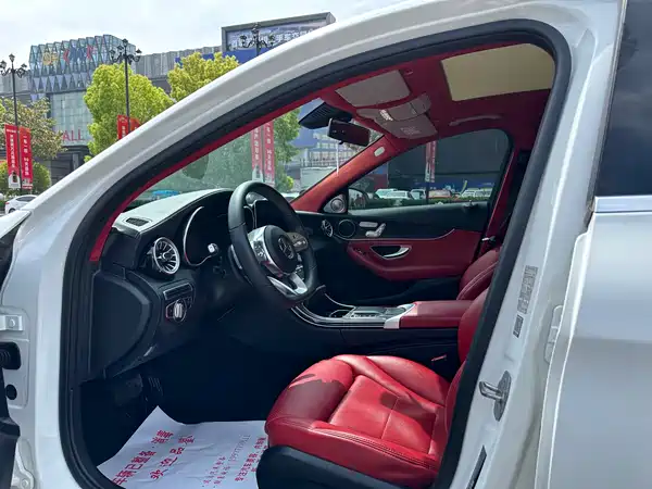 Mercedes-Benz C-Class 2021
