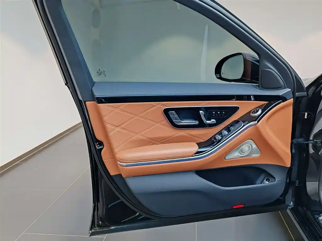 Mercedes-Benz S-Class 2023 — фото 8