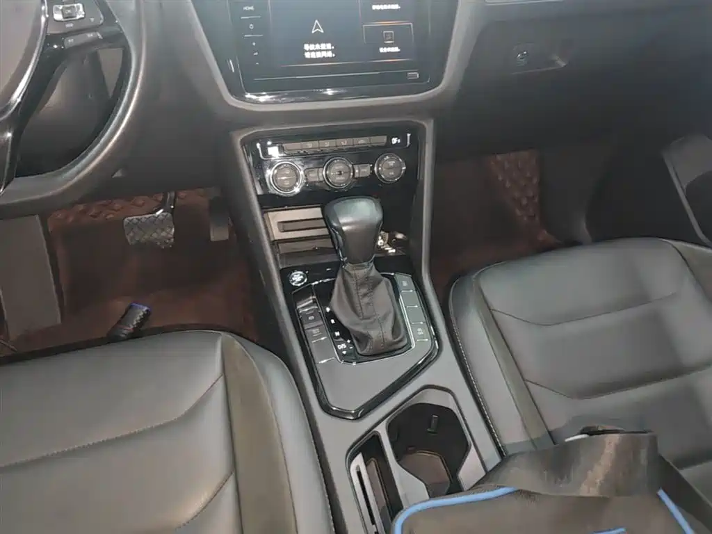Volkswagen Tiguan L 2019 — фото 14