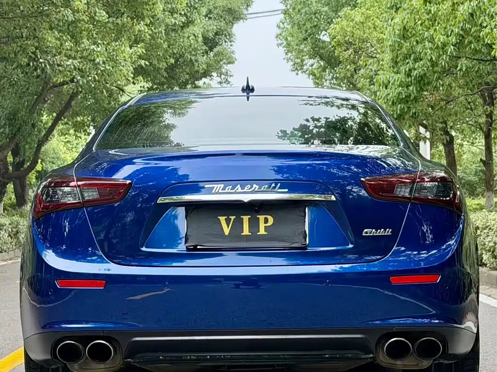 Maserati Ghibli 2017 — фото 12