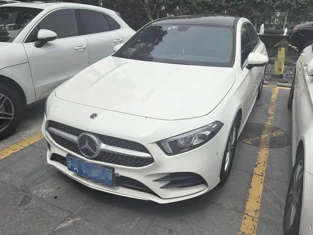 Mercedes-Benz A-Class 2021 — фото 3