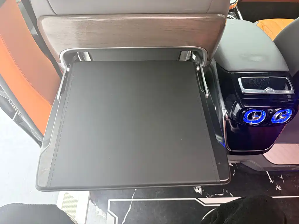 Mercedes-Benz Vito 2021 — фото 20