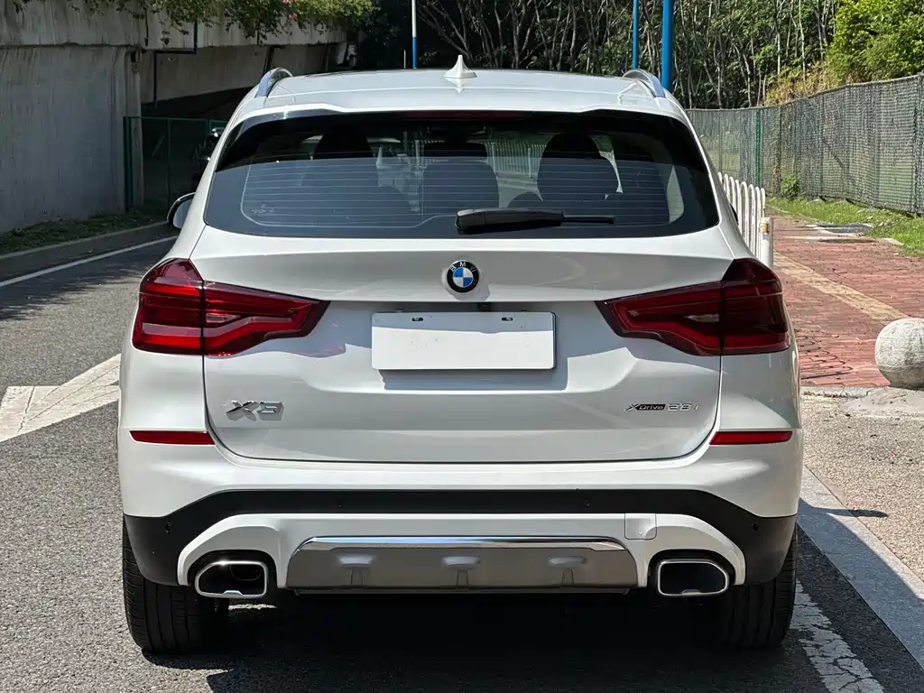 BMW X3 2021 — фото 8