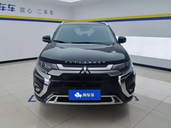 Mitsubishi Outlander 2021