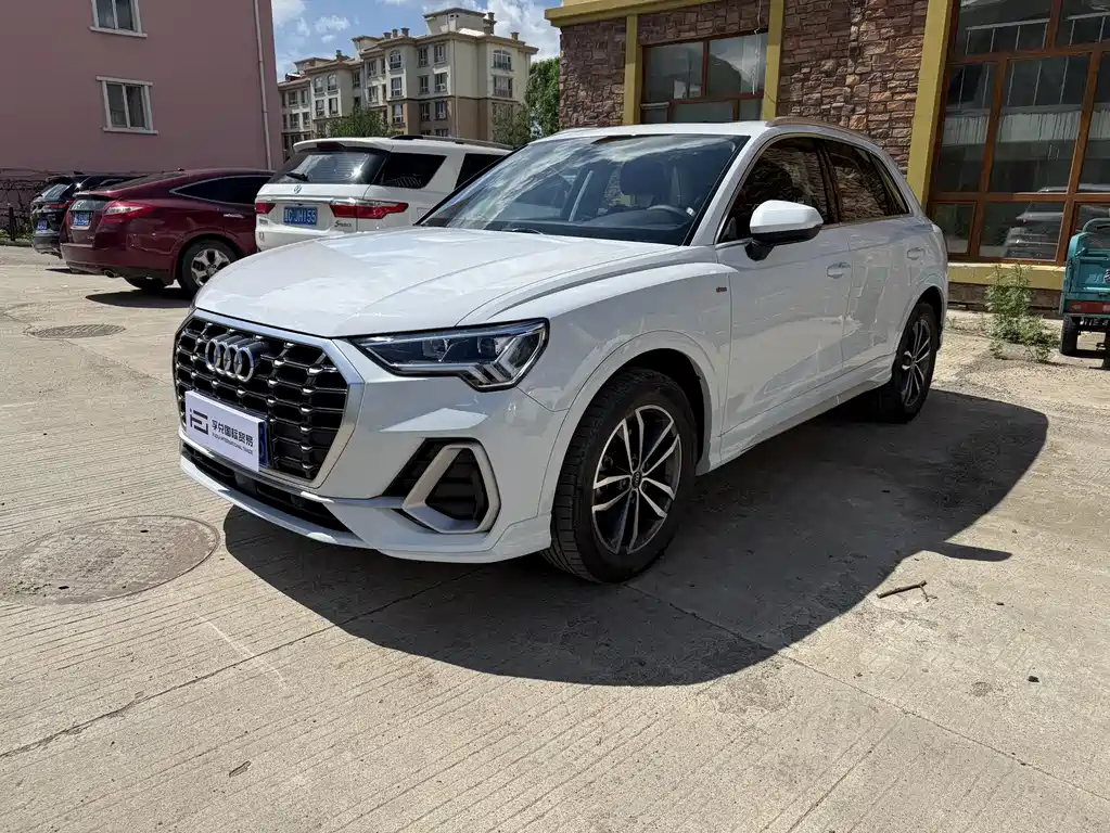 Audi Q3 2022