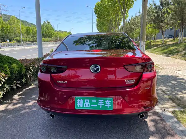 Mazda 3 Axela 2021