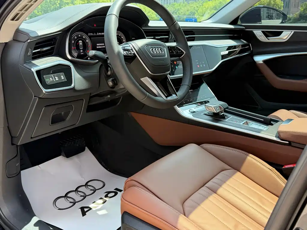 Audi A6L 2024 — фото 12