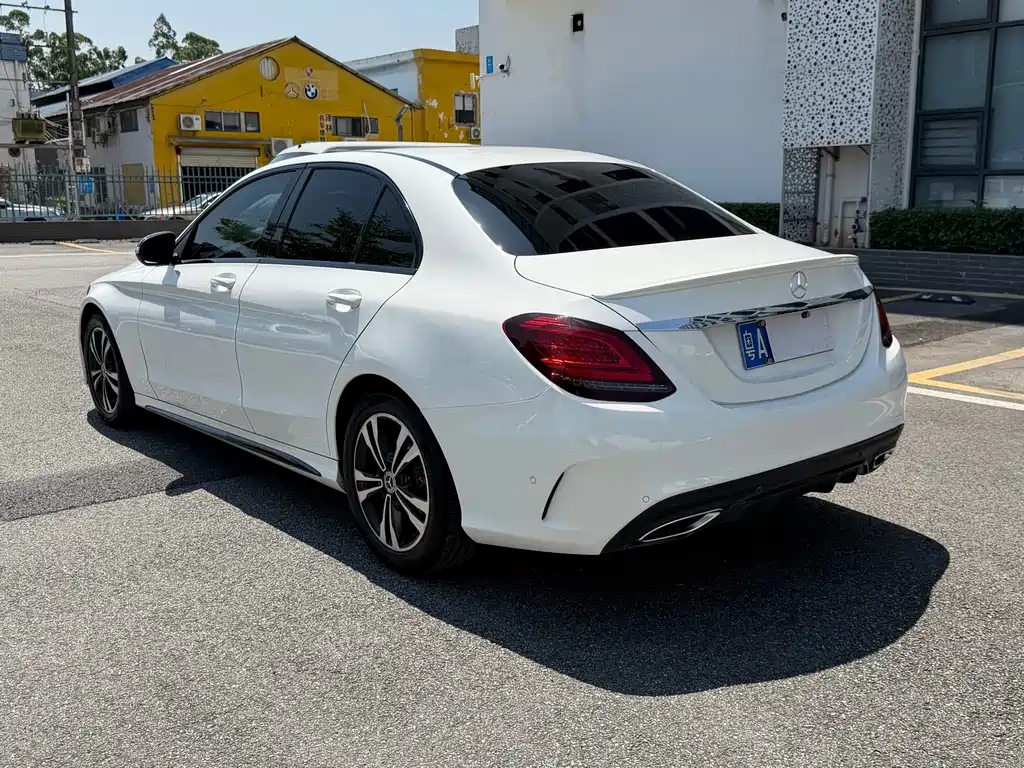 Mercedes-Benz C-Class 2019 — фото 8