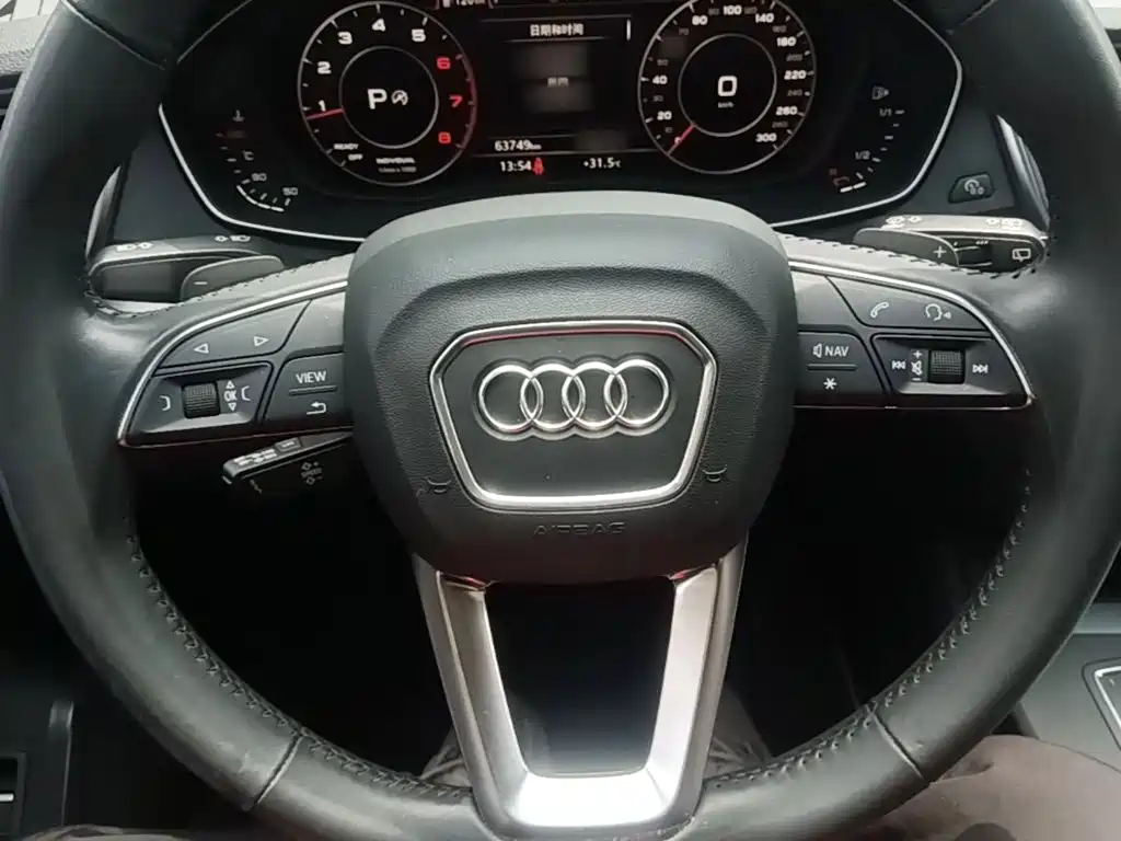 Audi Q5L 2019 — фото 11