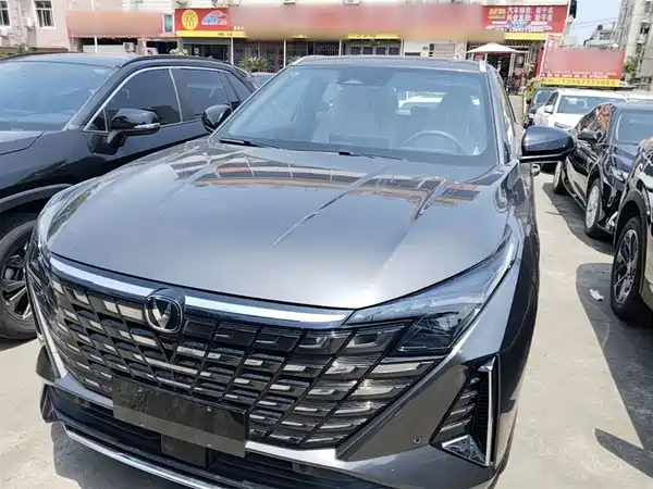 Changan UNI-Z 2025