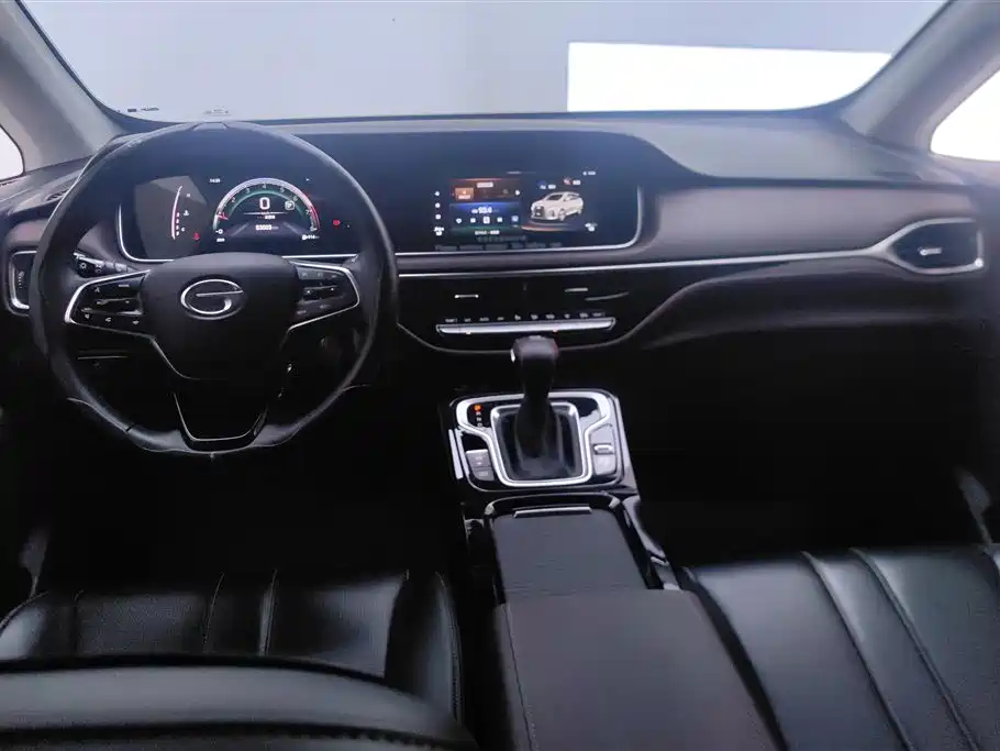 GAC Motor Trumpchi M6 2023 — фото 12