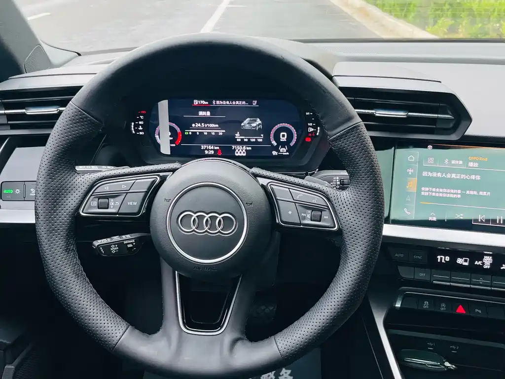 Audi A3 2022 — фото 16
