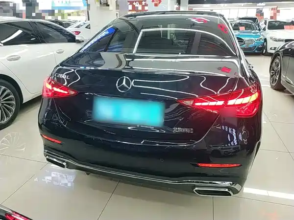 Mercedes-Benz C-Class 2023