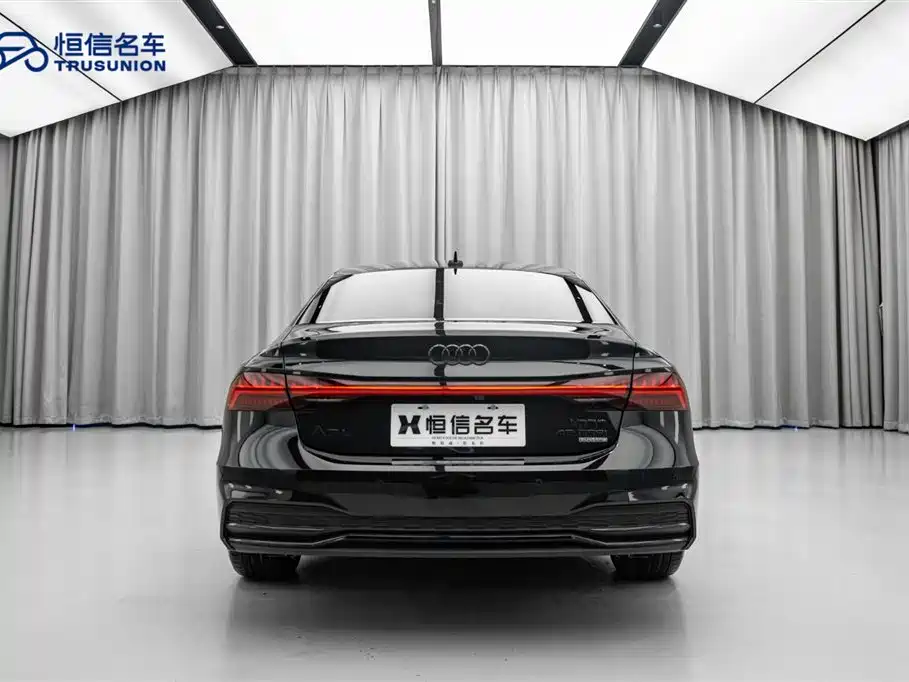 Audi A7L 2024 — фото 10