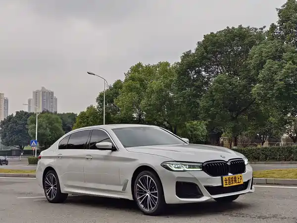 BMW 5 Series 2023
