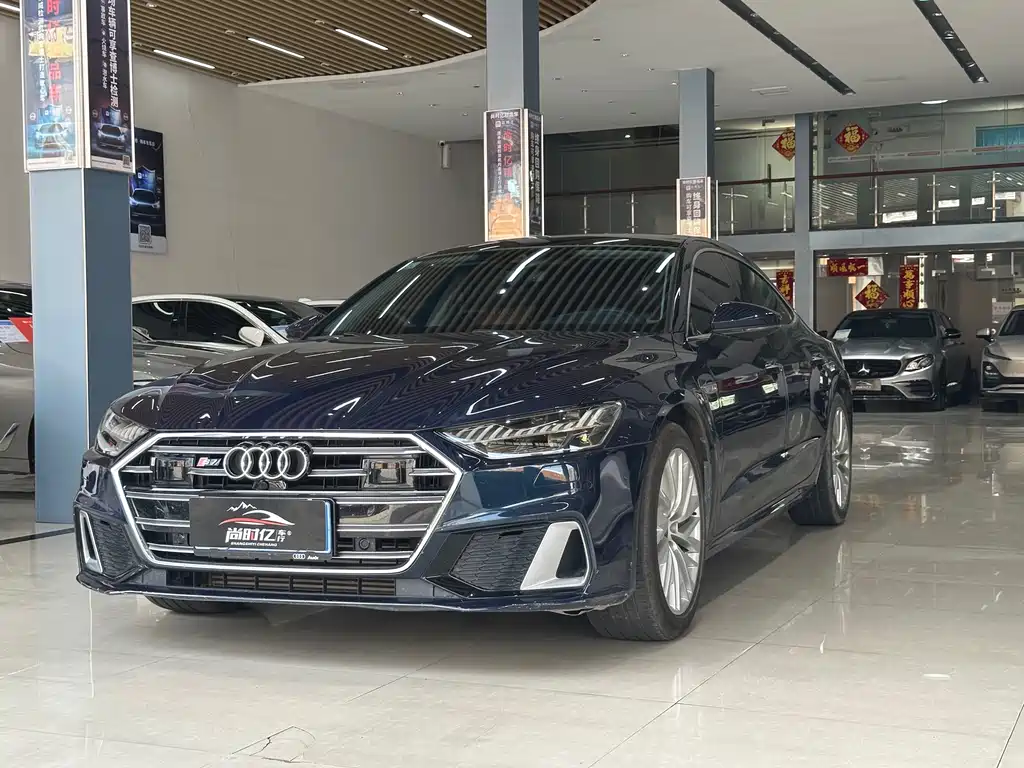 Audi A7L 2024 — фото 1