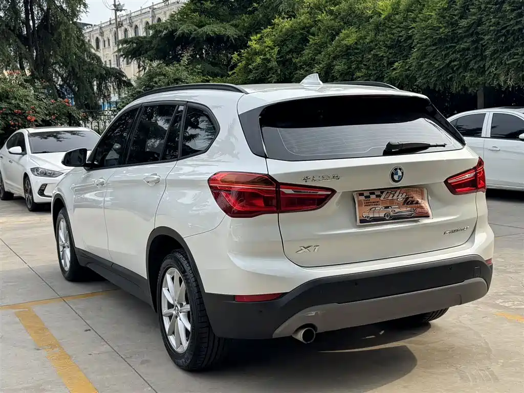 BMW X1 2019 — фото 4
