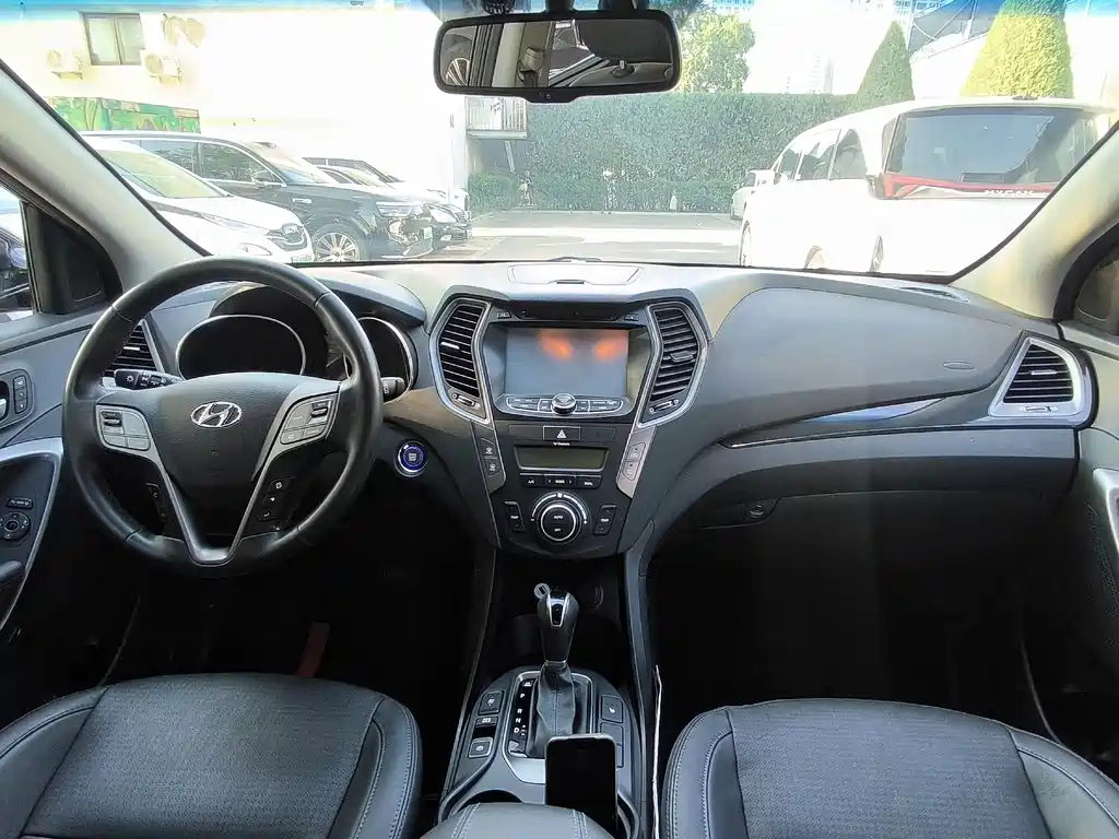 Hyundai Santa Fe 2013 — фото 17
