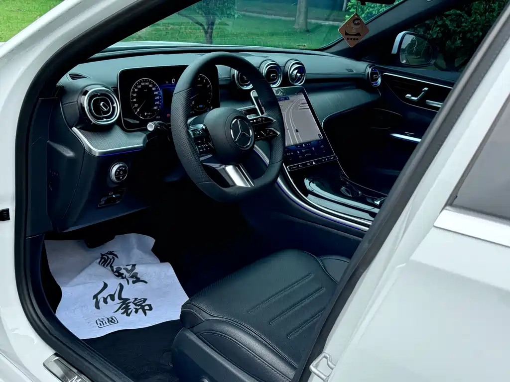 Mercedes-Benz C-Class 2022