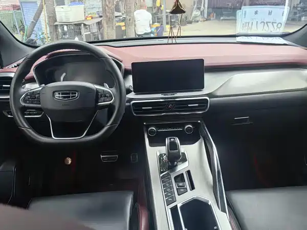 Geely Binyue 2018